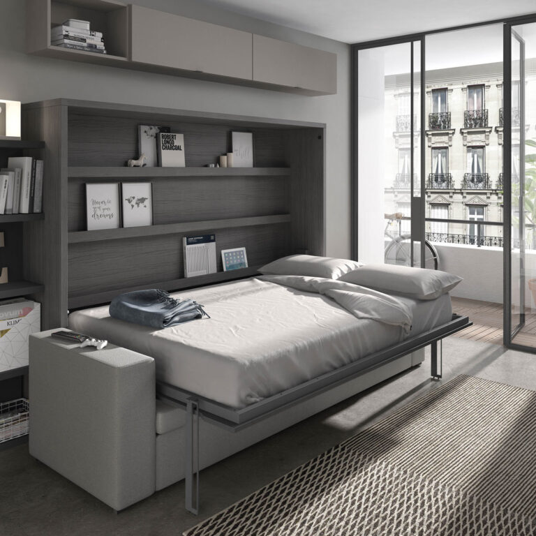 Habitació amb sofà llit plegable horitzontal i emmagatzematge de Mobles Abitare
